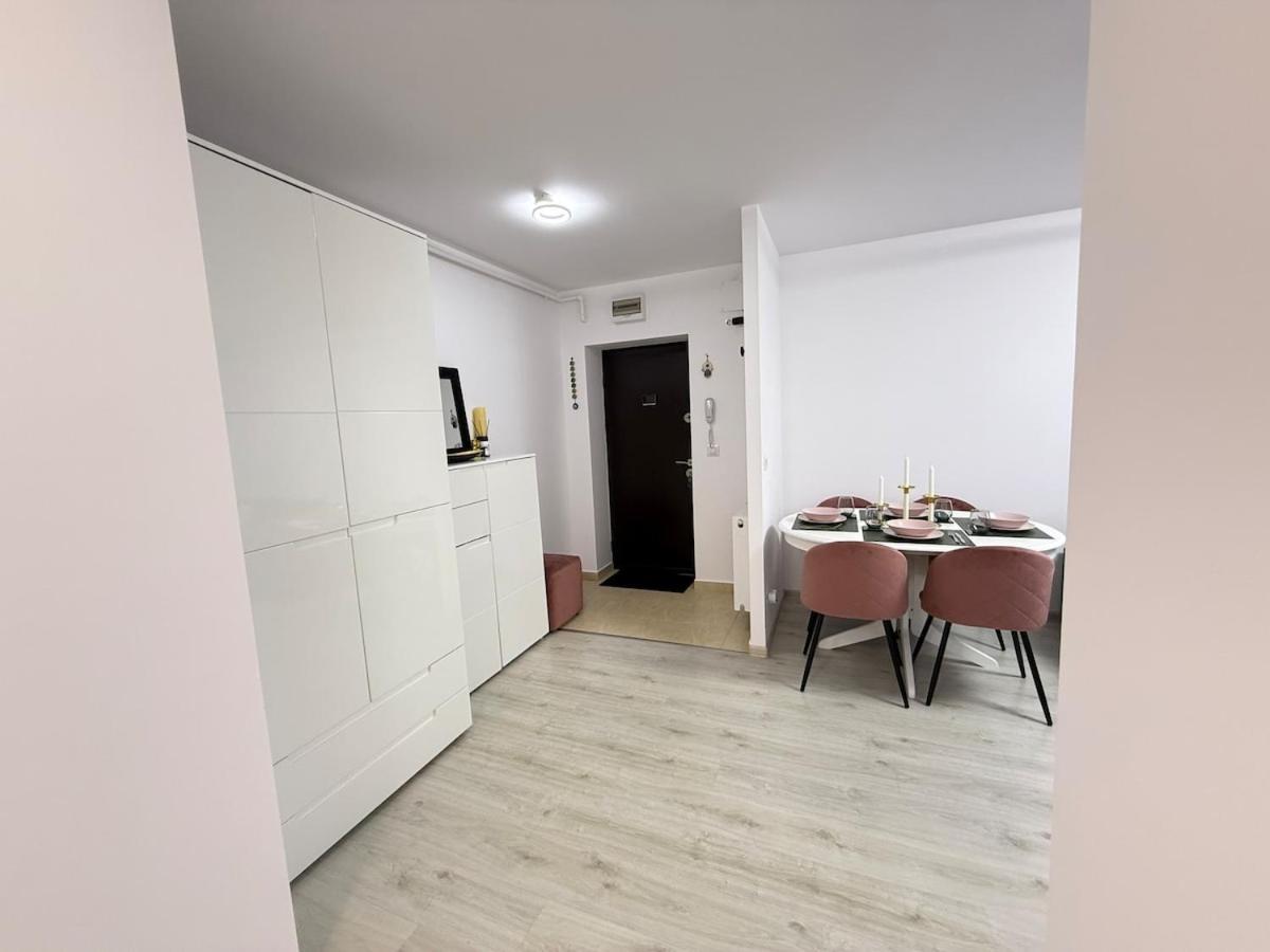 Spacious Serenity Apartament *
