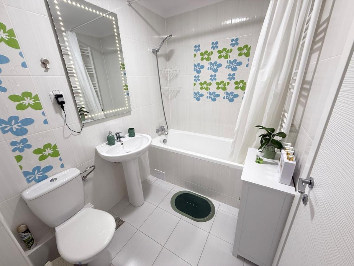 Apartament Spacious Serenity *